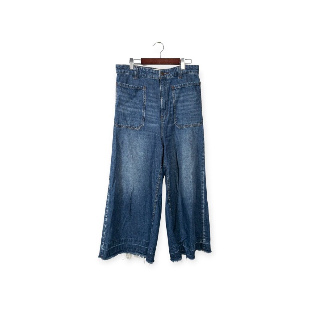 We The Free Dawn to Dusk Ultra High Rise Flare Jeans SZ 28 Patch Pocket Crop